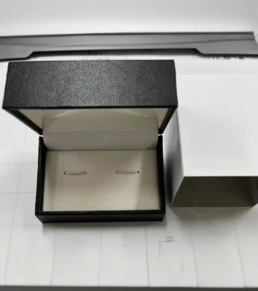 samples of custom cufflink packaging
